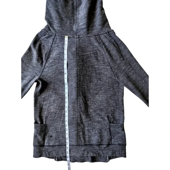 Lululemon Women's Find Your Centre Wrap Heathered Marled Black Jacket Size 6 - Picture 11 of 14